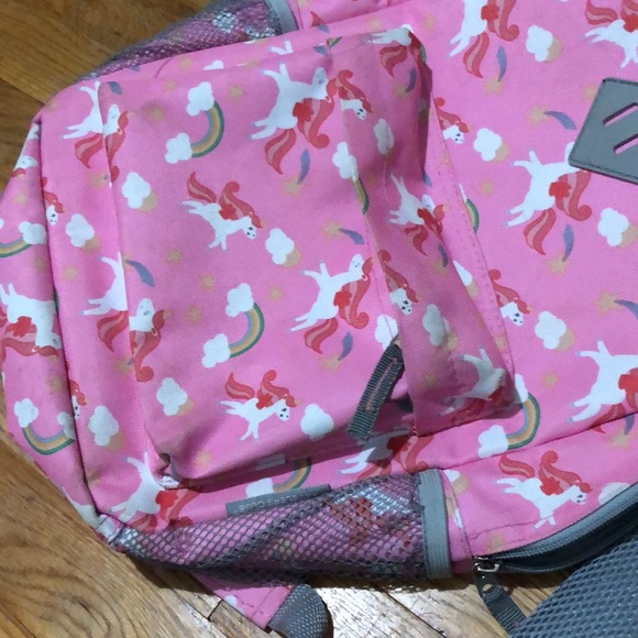 Backpack/lunchbox bundle: pink unicorn backpack and lunchbox, sunflower backpack - Picture 16 of 17